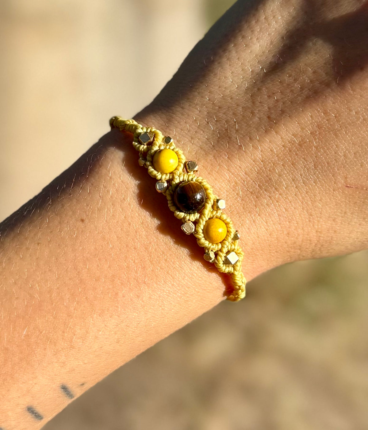 Tribal Bracelet Aura