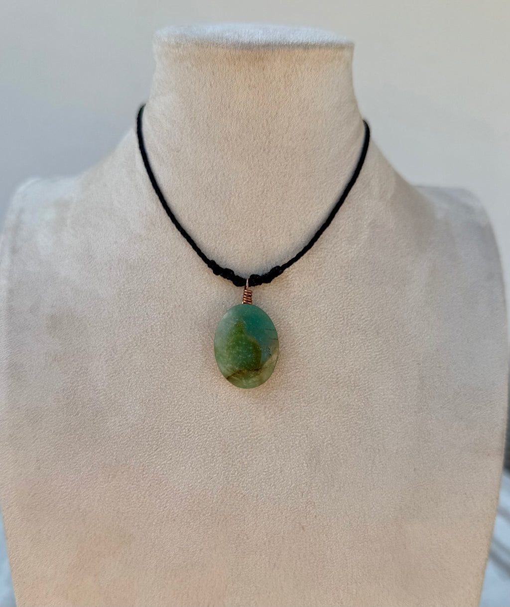 Aveturine Amulet