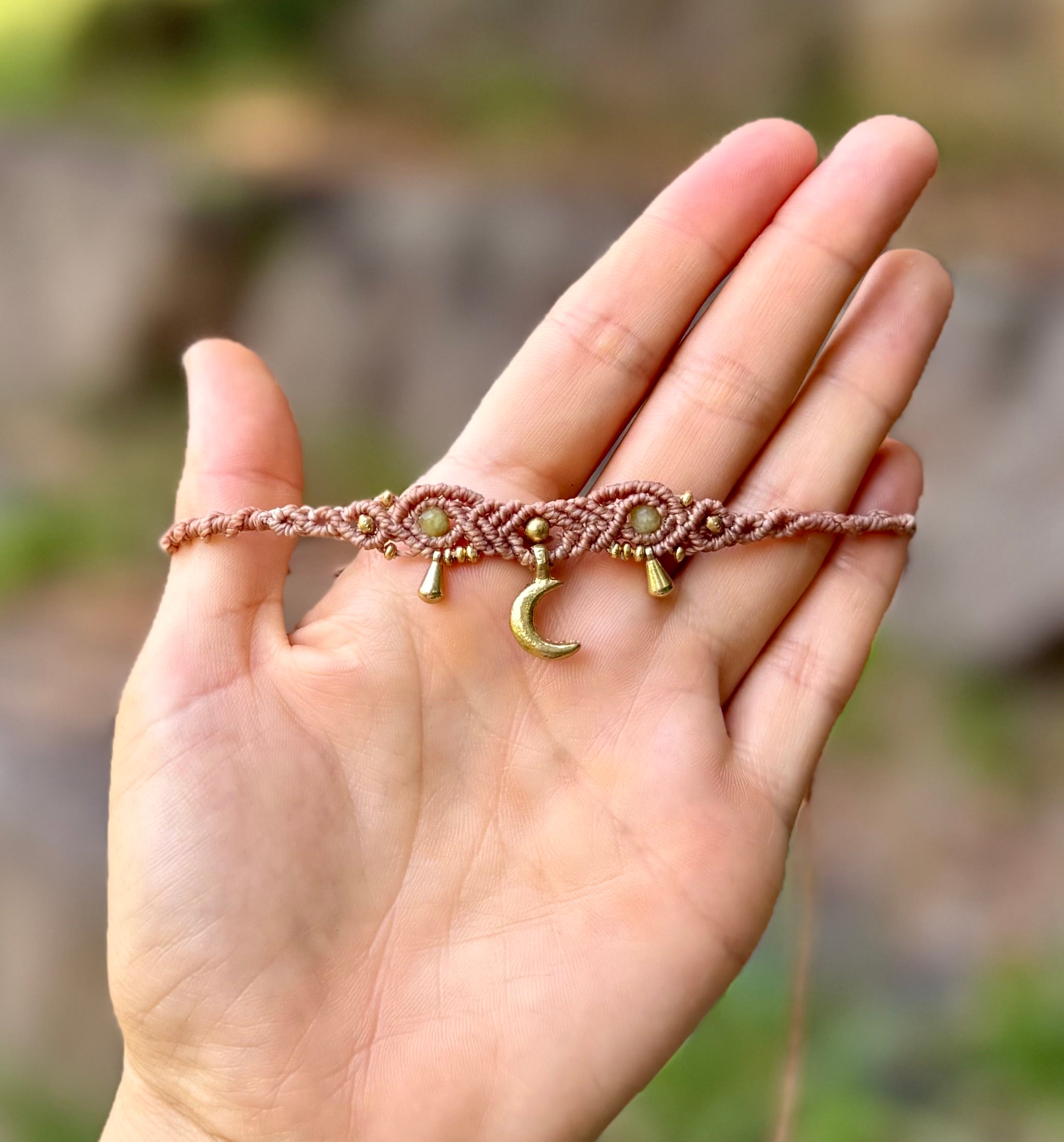 Moon Choker Peridot