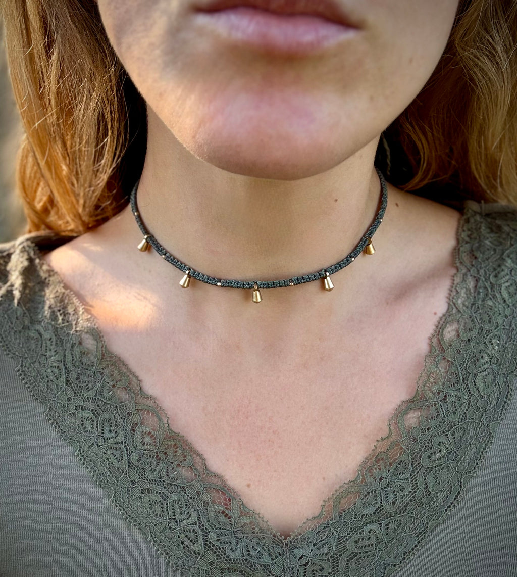 Delicate Drops Choker - Olivine