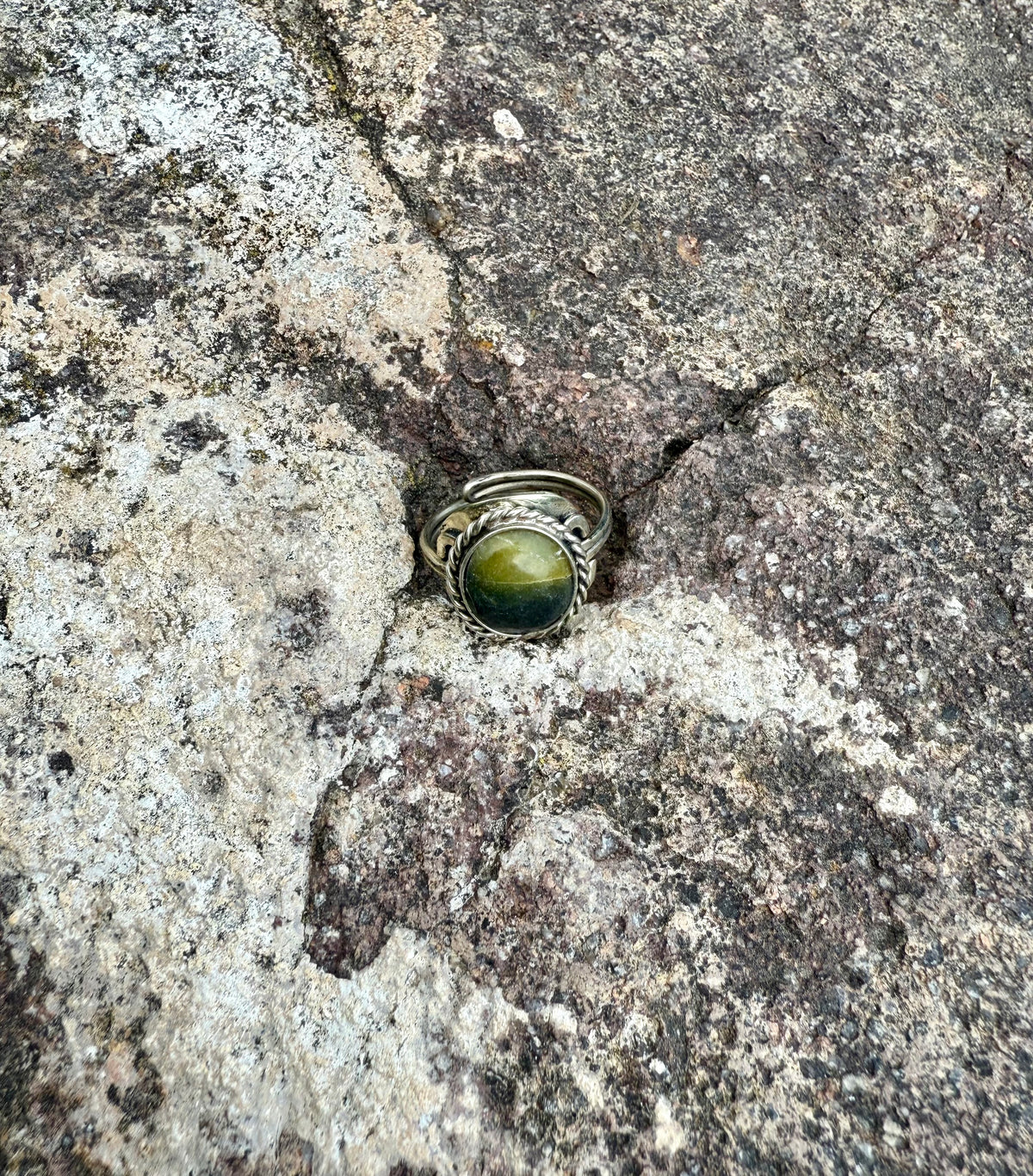 Serpentine Ring