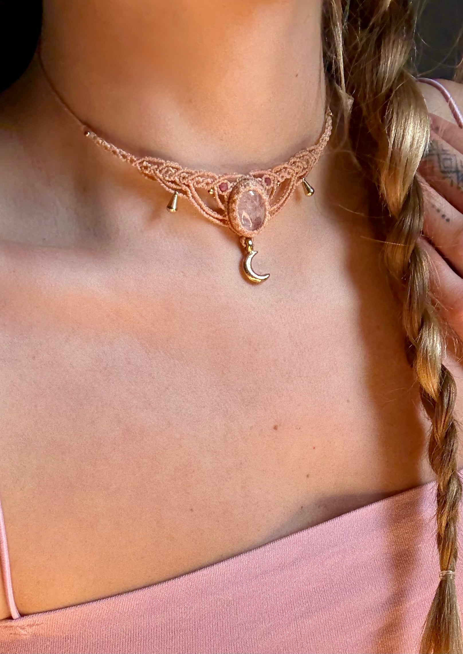 Aurora Choker